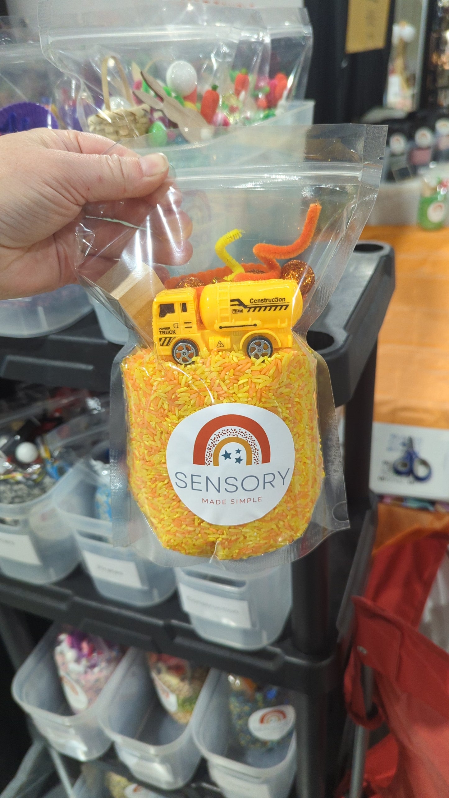 Construction Pour and Explore Bags