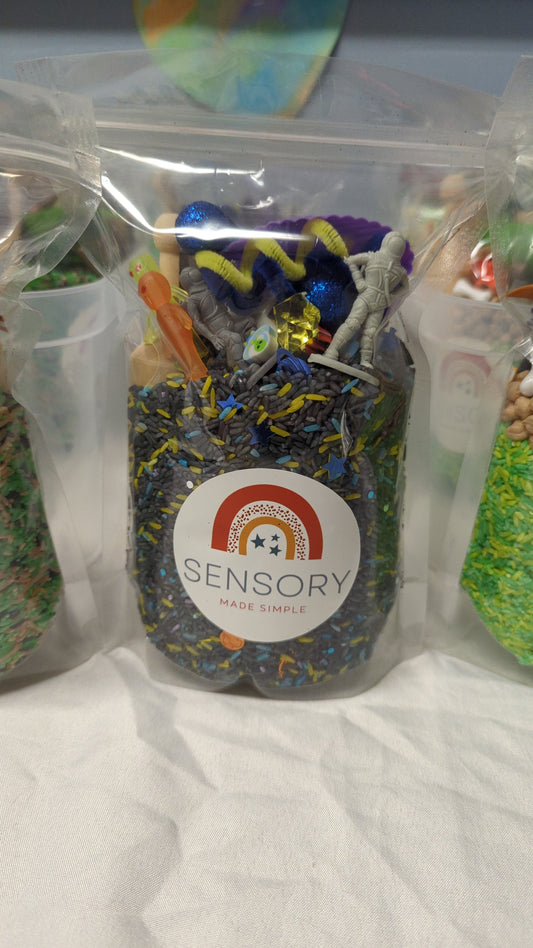 Space Pour and Explore bag